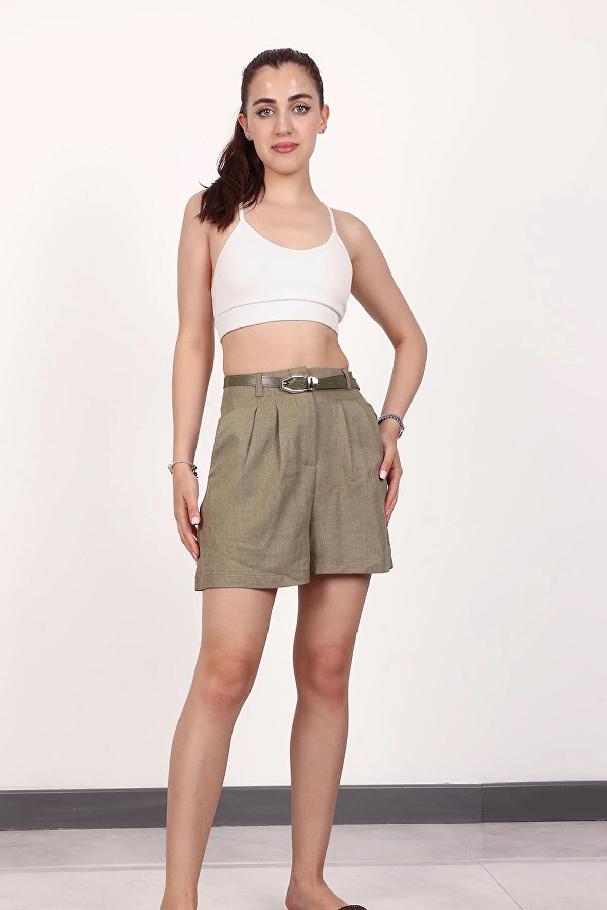 Kadın Haki Kemerli Şort