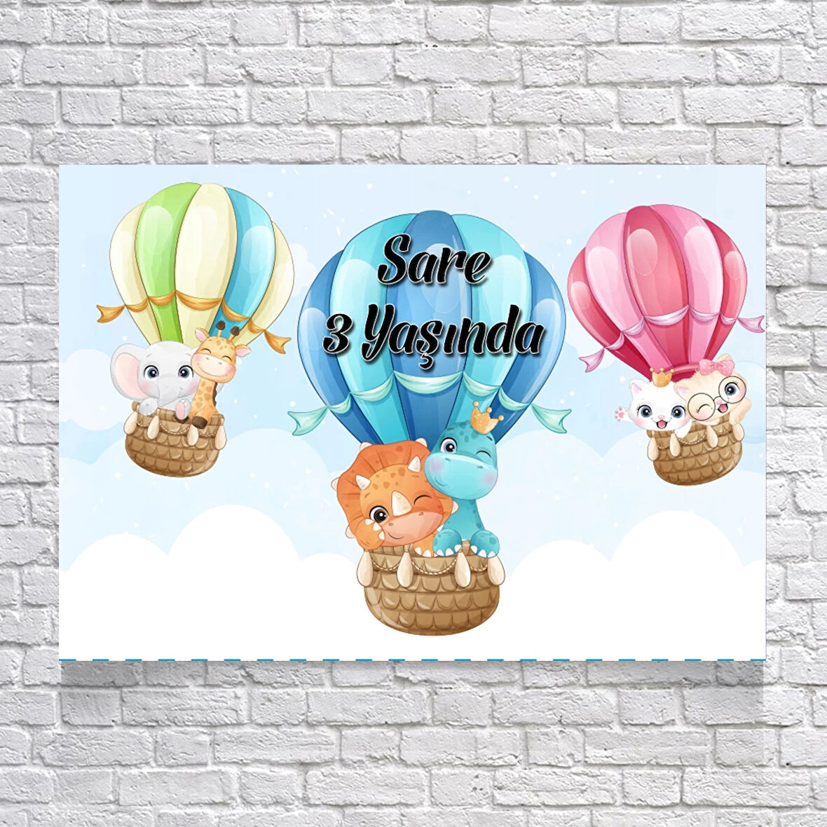 Gökyüzünde Balonda Uçan Sevimli Hayvanlar Teamlı Doğum Günü Afişi 70X100 cm