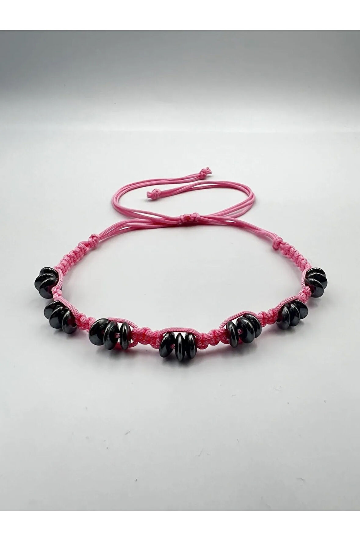 Hematit Doğal Taş Tasarım Bileklik AAA Kalite Hafıza Konsantrasyon Kıvrak Zeka