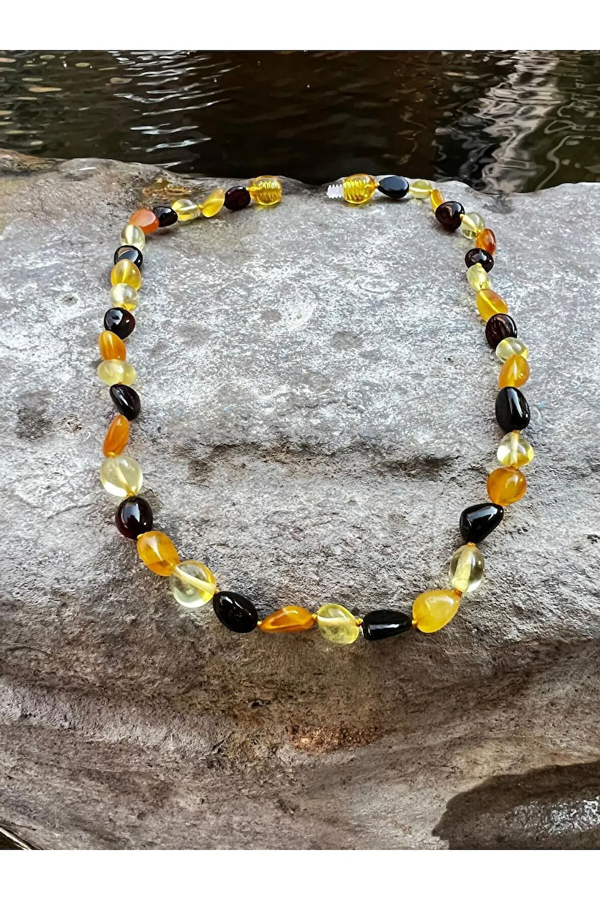 Kehribar Bebek Diş Kolyesi
