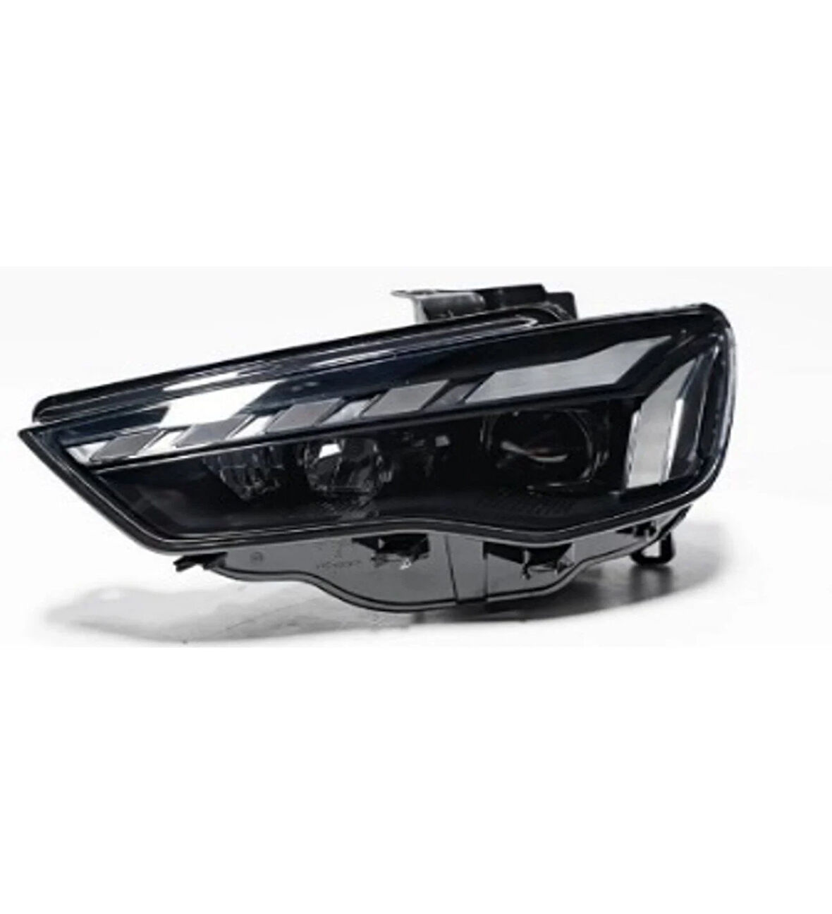 Audi A3 8V 2013-2016 Bixenon Uyumlu 8Y Dizayn Far