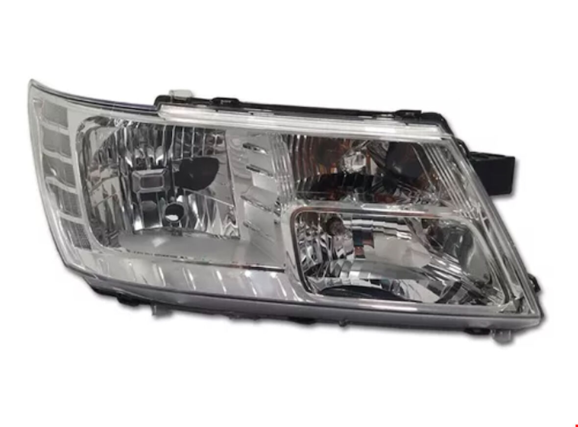 Freemont Ön Far Sağ Füme 2011 Sonrası Uyumlu