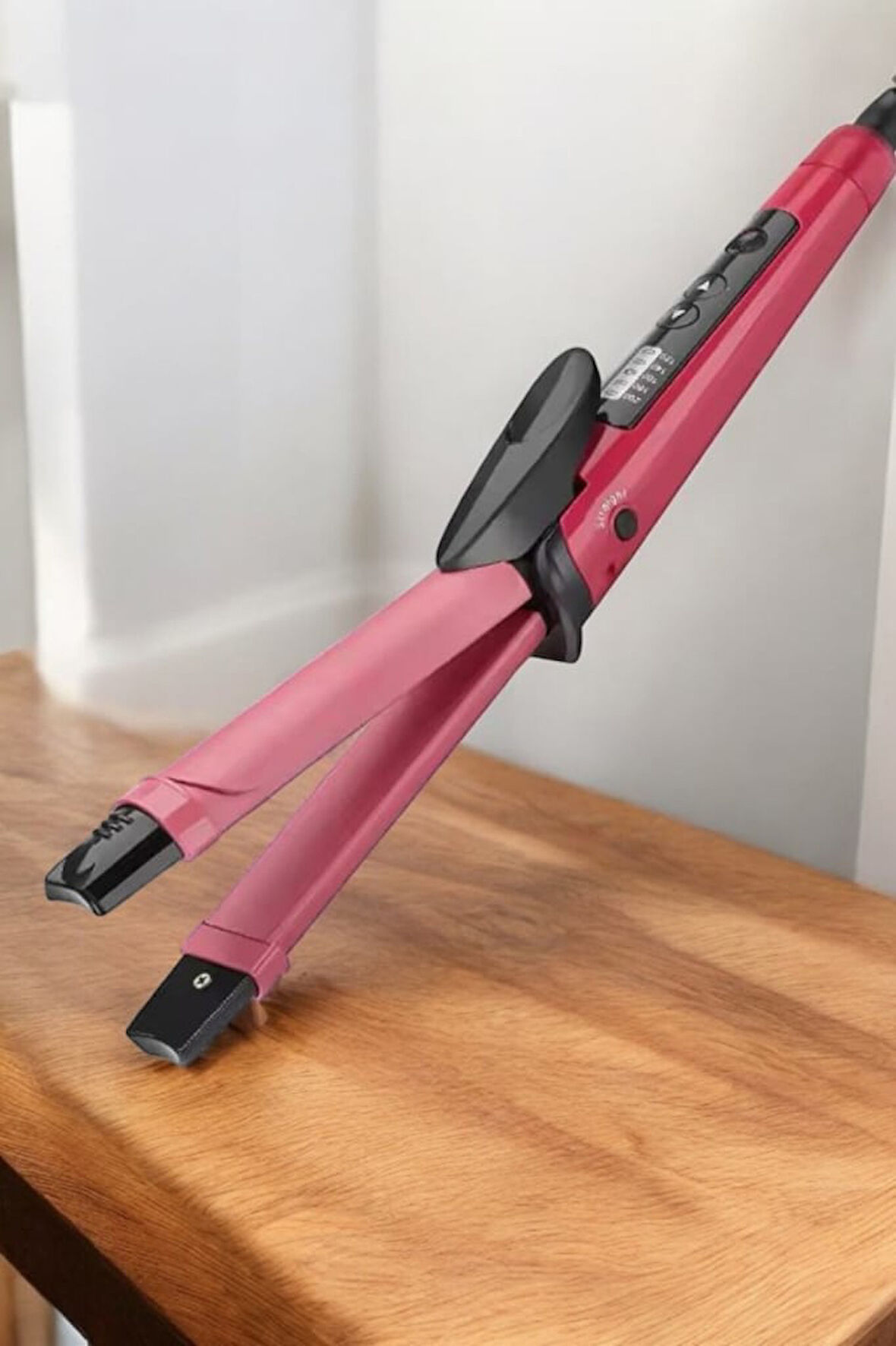Şık ve Ergonomik Tasarımlı Saç Şekillendirici