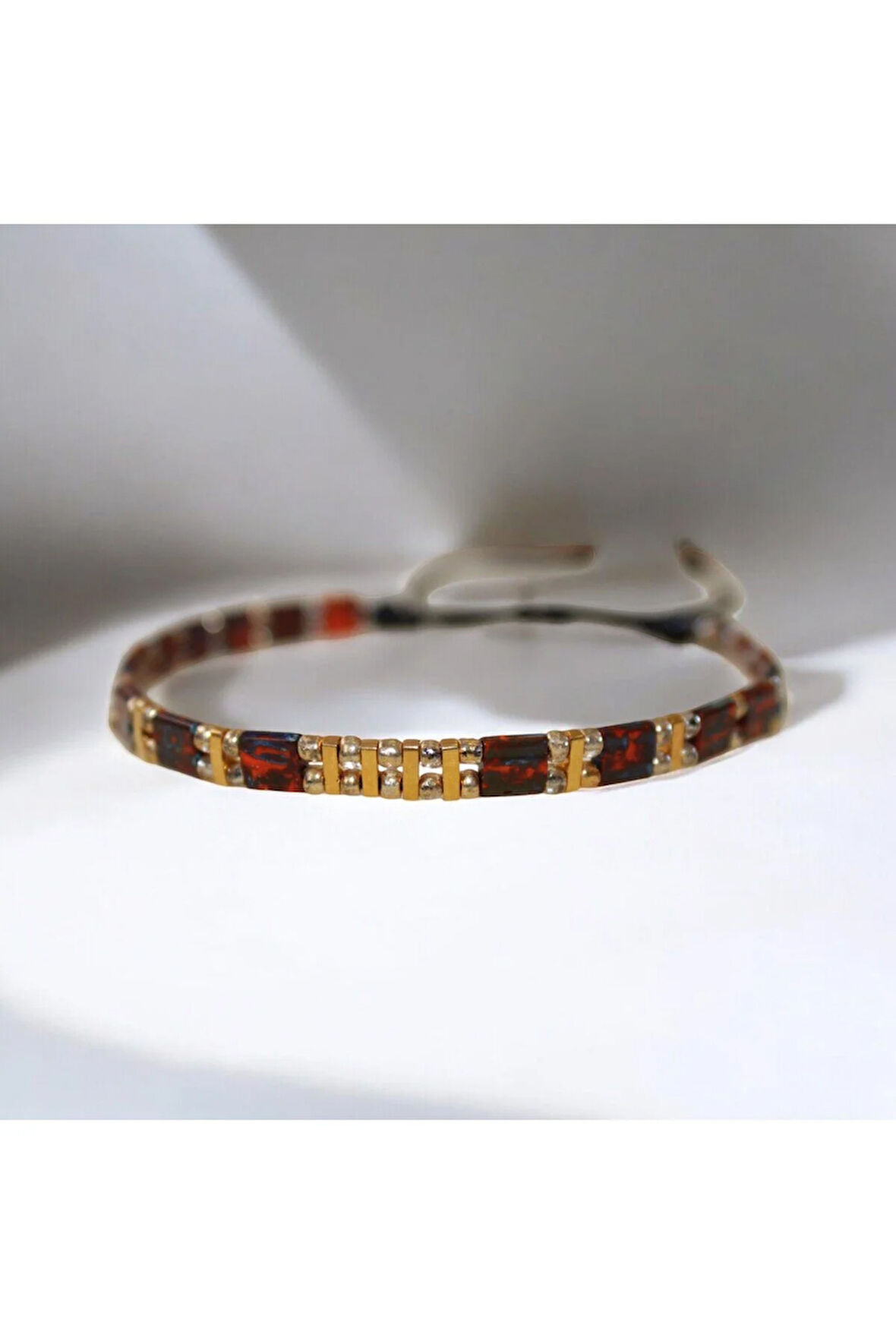 Tila Boncuklarla Zarif Ve Renkli Bileklikler Serisi - Desenli Kırmızı Model