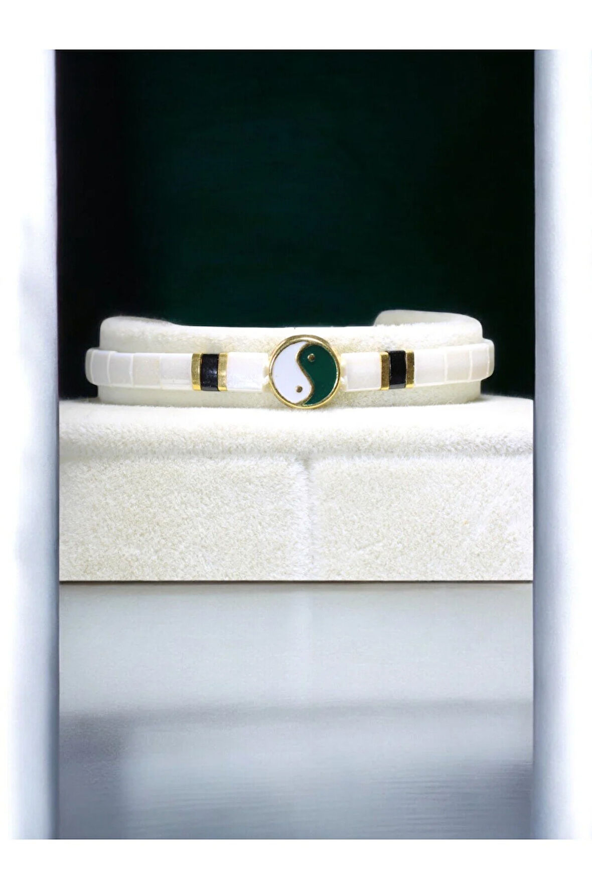 Tila Boncuklarla Zarif Ve Renkli Bileklikler Serisi - Yin Yang Figür