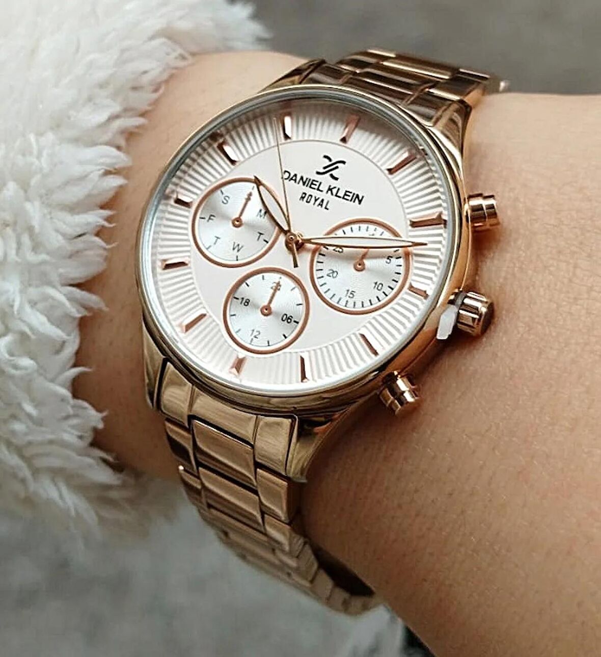 Daniel Klein Rose Kadın Kol Saati 3 Atm Su Geçirmez Paslanmaz Çelik Makine Garantili