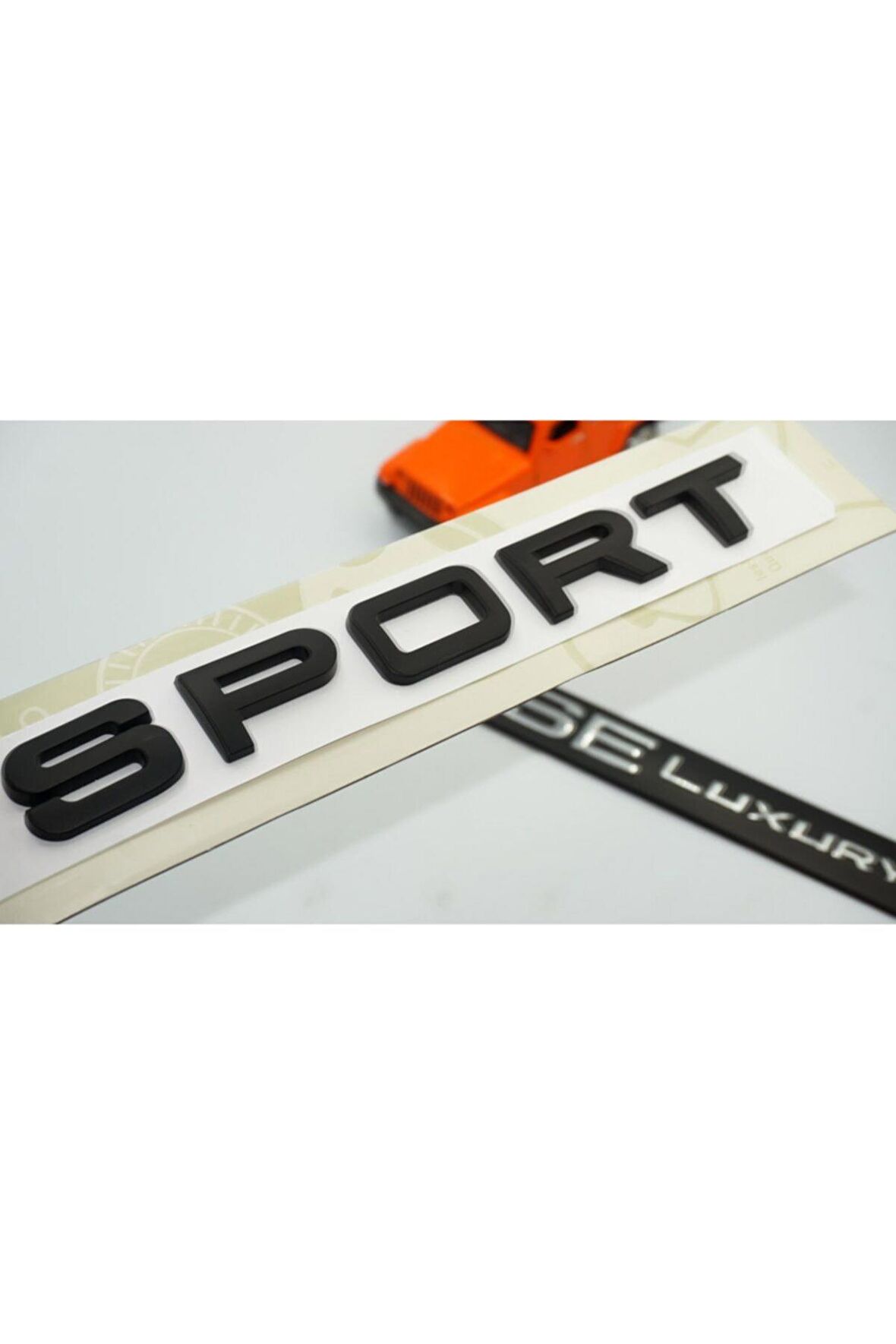 Land Rover Discovery 4 Hse Luxury Bagaj Yazı Logo