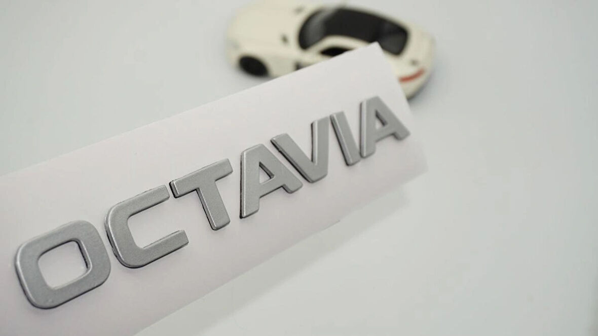 DK Tuning Octavia Yeni Nesil Bagaj Gri Yazı Logo Skoda İle Uyumlu