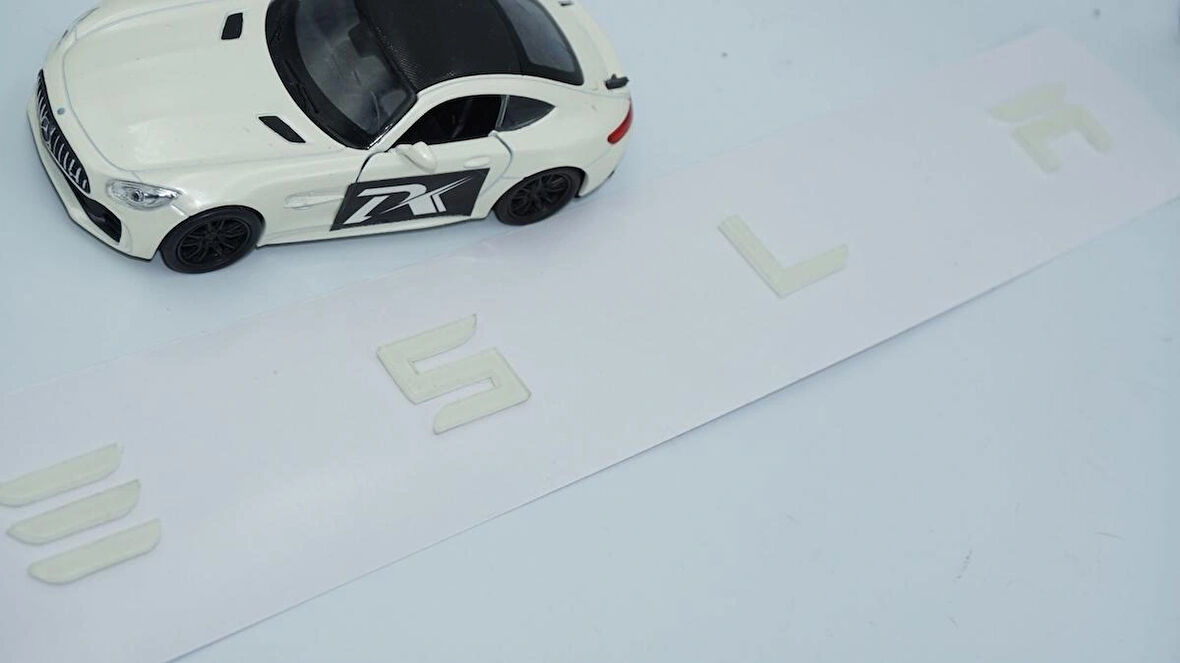 DK Tuning Tesla Model 3 Y S X Series Bagaj Şeffaf Renk Uzun Yazı Logo