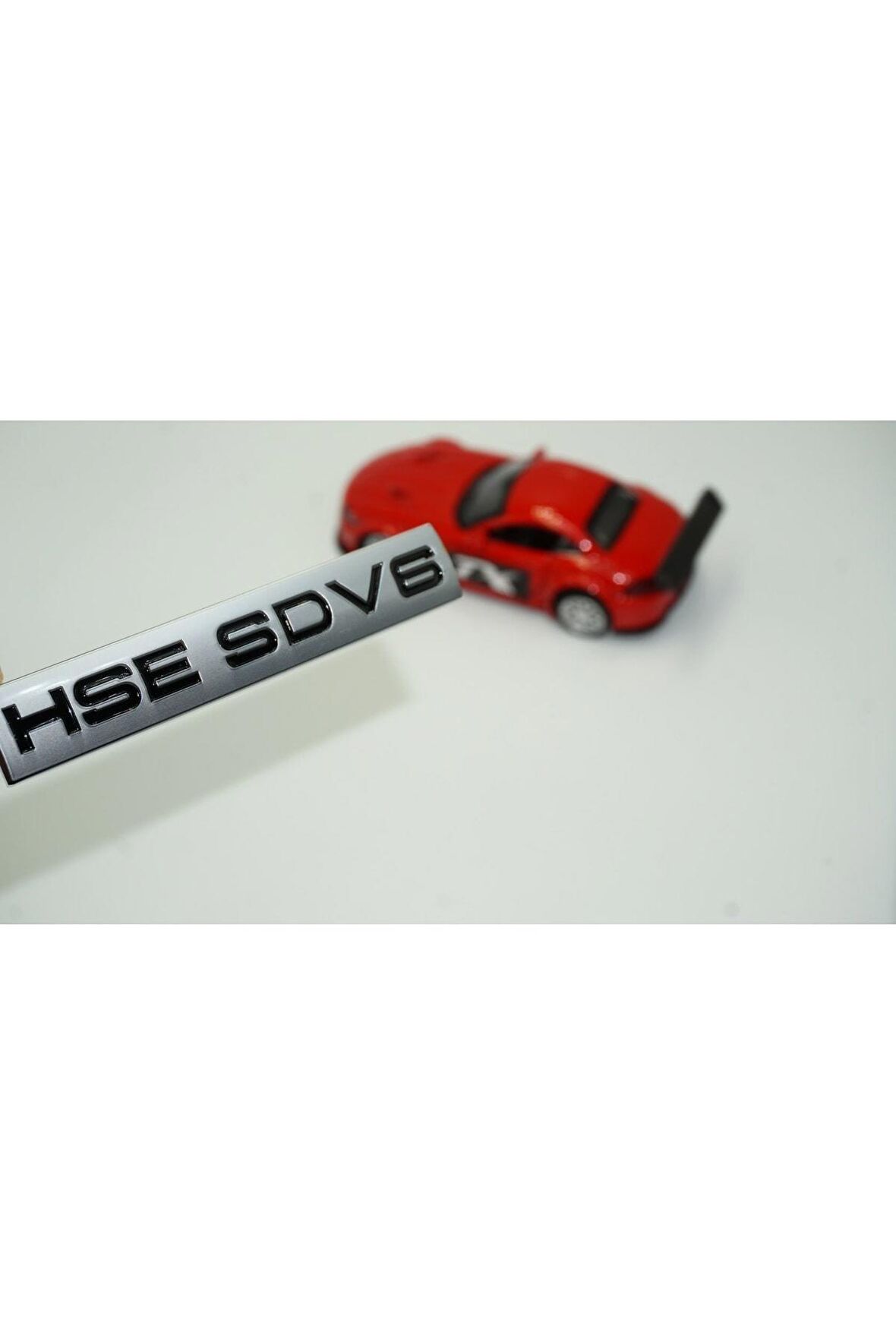 Land Rover Range Rover Sport Hse Sdv6 Bagaj Gri Metal Logo Amblem