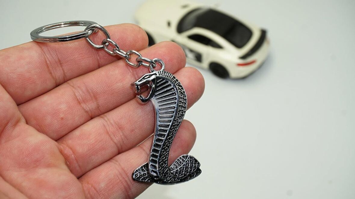 DK Mustang Shelby Kobra Süper Snake Logo Krom Metal Çift Yön Anahtarlık