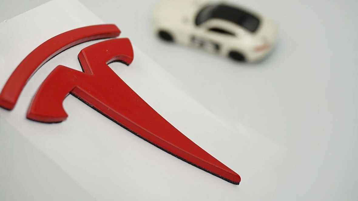DK Tuning Tesla Logo Model 3 X Y Bagaj 3M Kırmızı Rozet Amblem