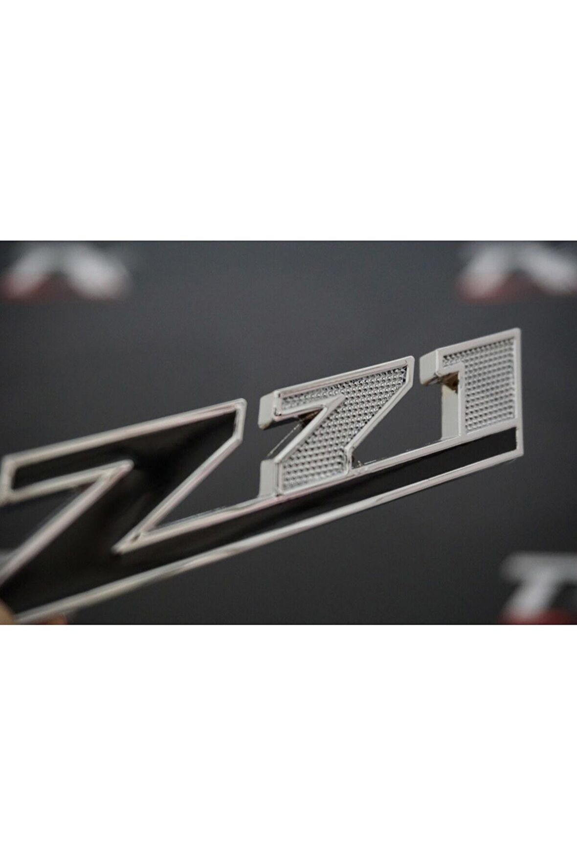 DK Chevrolet Silverado Z71 Off Road Çamurluk Yanı 3M Krom Metal Logo