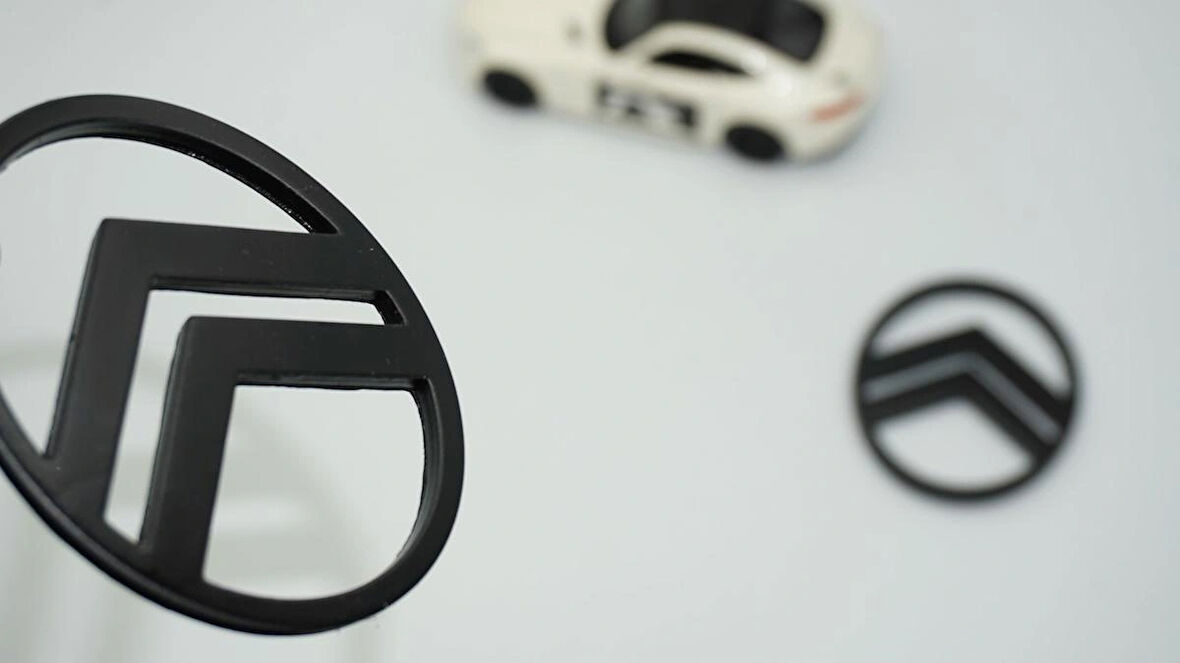 DK Tuning Citroen C3 C4 C5 C6 Mat Siyah ABS Yan Kanatlar Logo Arma Seti