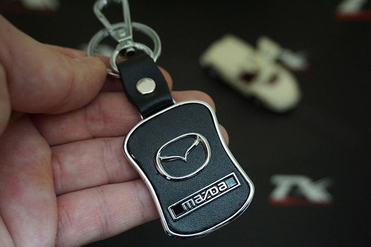 Mazda Deri Metal Stil Anahtarlık