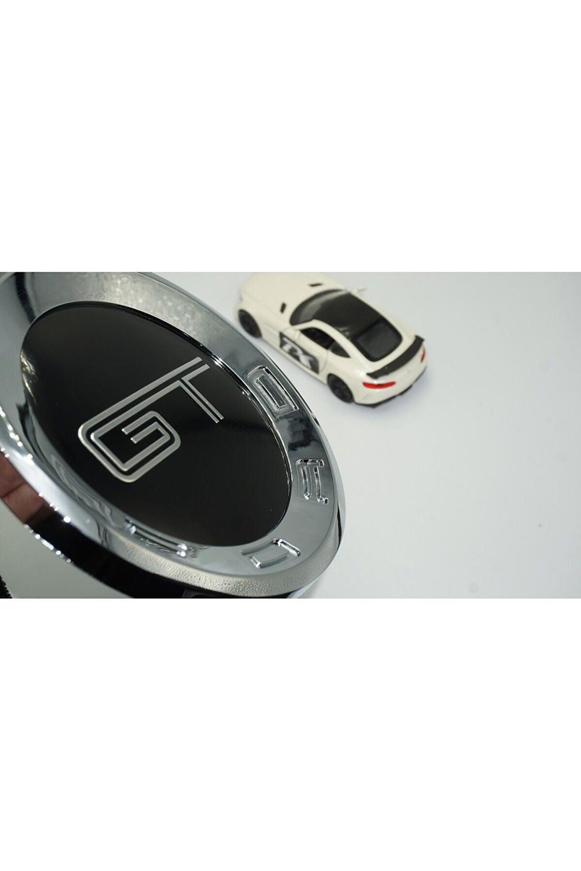 DK Mustang GT Bagaj Yuvarlak Panel 3M 3D Krom ABS Logo Amblem