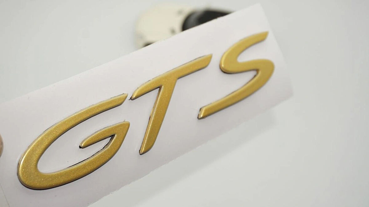 DK Tuning Porsche GTS Bagaj Gold Yazı Logo Arma