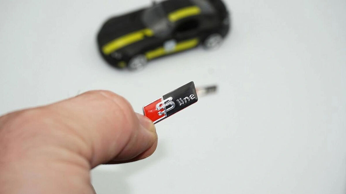 DK Tuning Audi S Line Direksiyon Alüminyum Alaşımlı 3M Sticker Logo 2Li Set