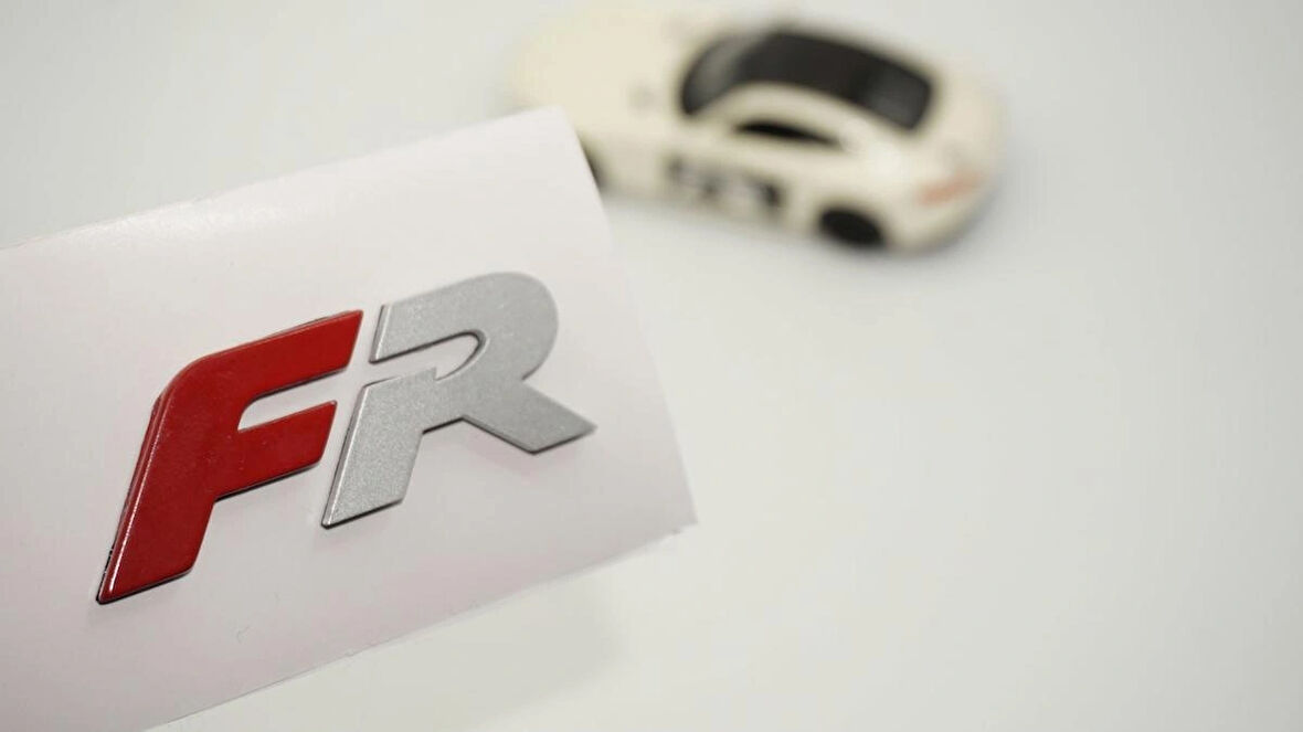 DK Tuning FR Bagaj Yeni Nesil Kırmızı Gri Logo Arma Seat ile Uyumlu