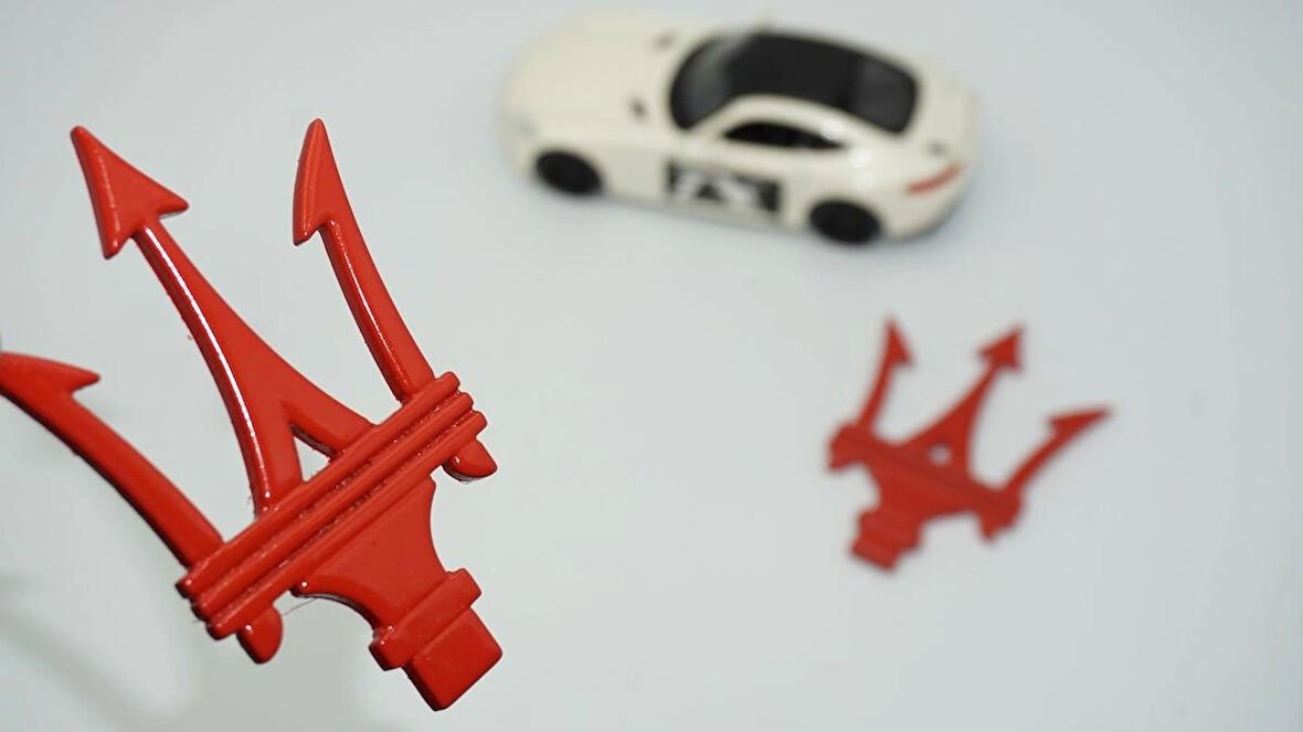 DK Tuning Maserati Yan Kanatlar Kırmızı 3M 3D Rozet Amblem Seti