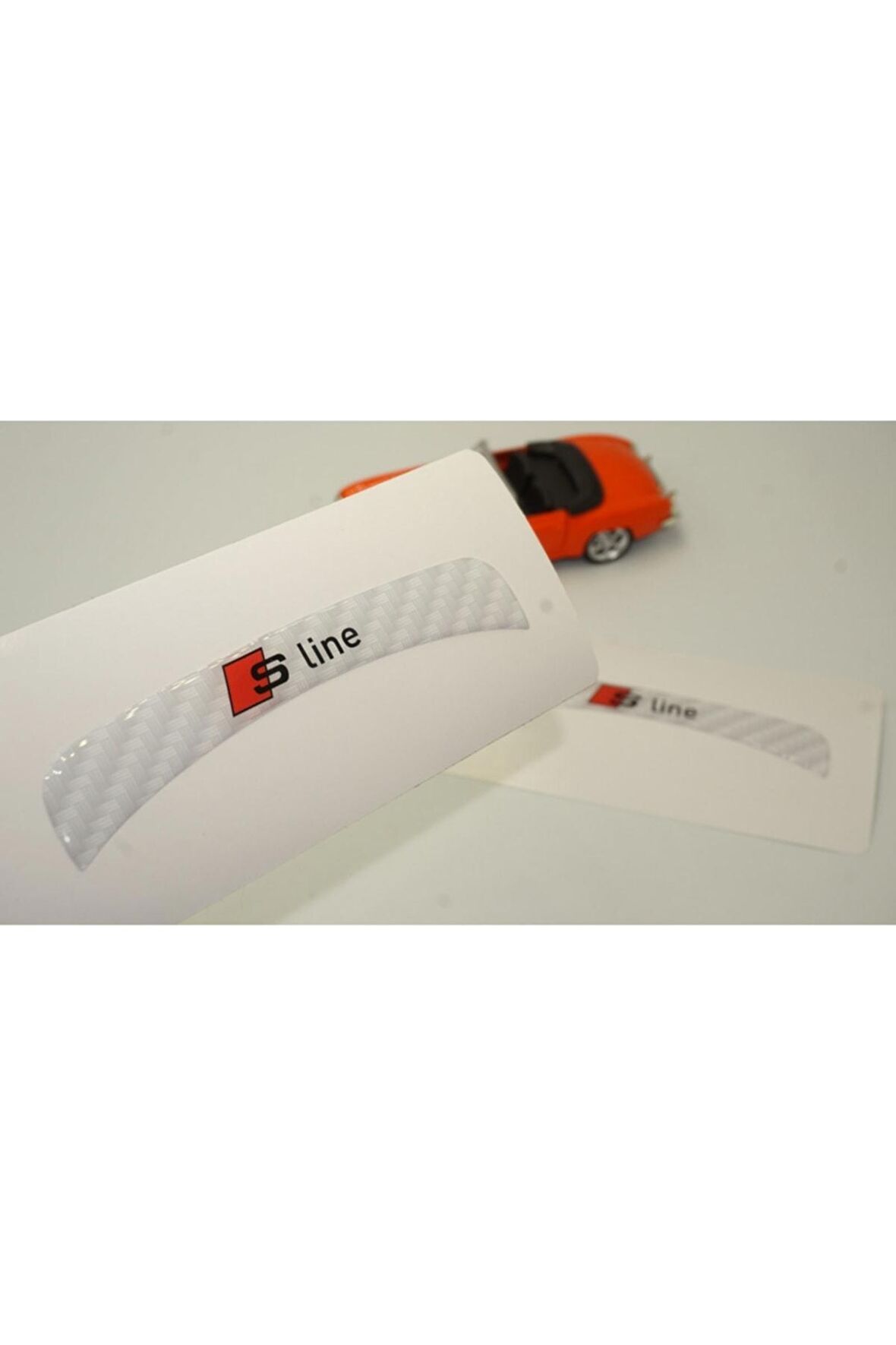 Audi Tt S Line Logo Beyaz Karbon Desen Damla Epoksi Ayna Çamurluk Logo Amblem Seti