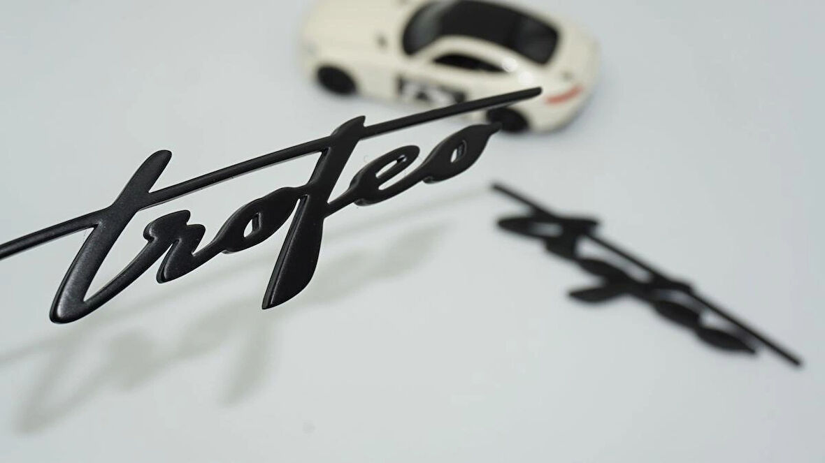 DK Tuning Maserati Trofeo Çamurluk Siyah Yazı Logo Amblem