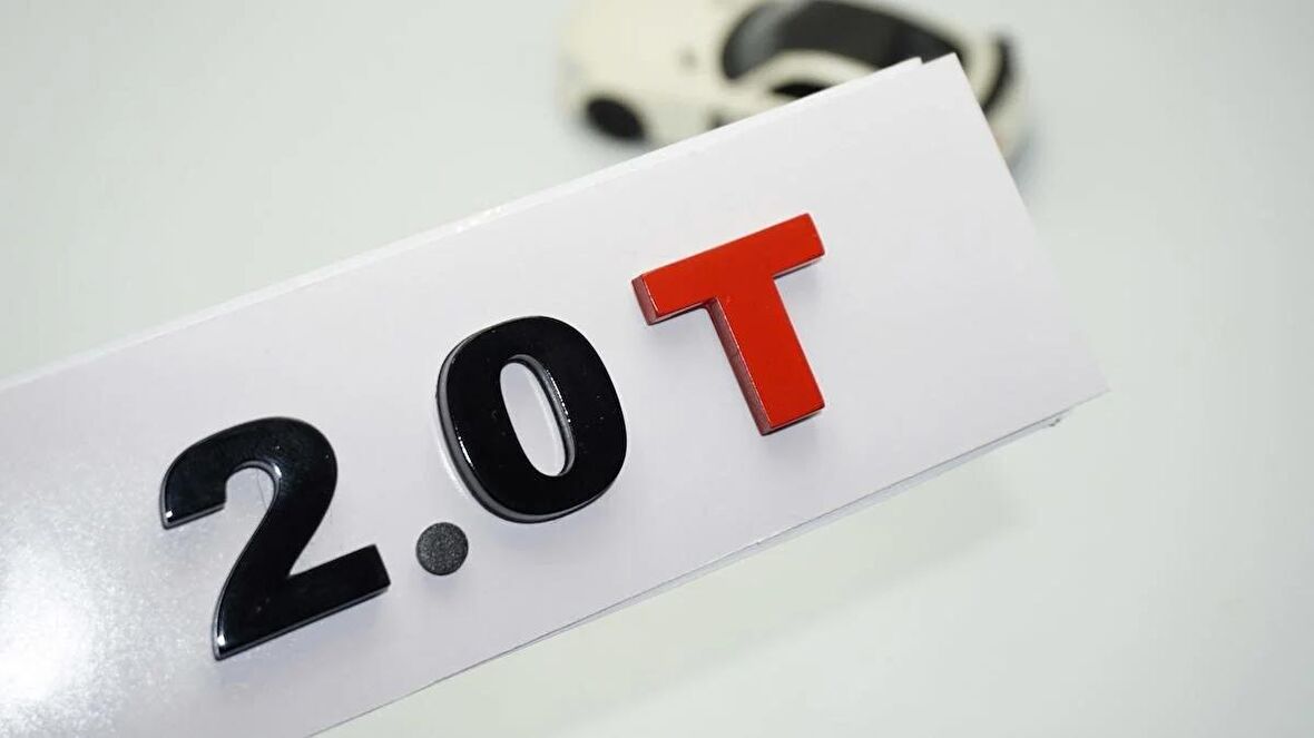 DK Tuning 2.0T Bagaj Siyah Kırmızı Yazı Logo Volkswagen İle Uyumlu