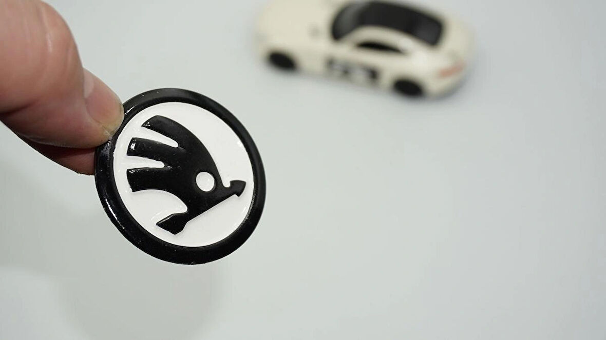 DK Tuning Skoda Direksiyon 43mm Siyah Beyaz Logo Amblem Arma