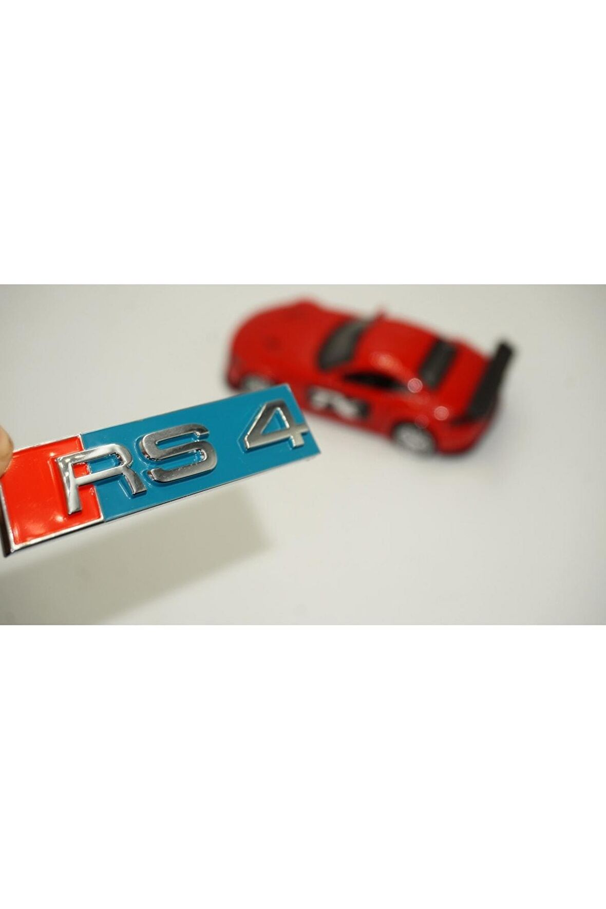 Audi Rs4 Yeni Nesil Turkuaz 3m 3d Ön Panjur Logo Orjinal Ürün