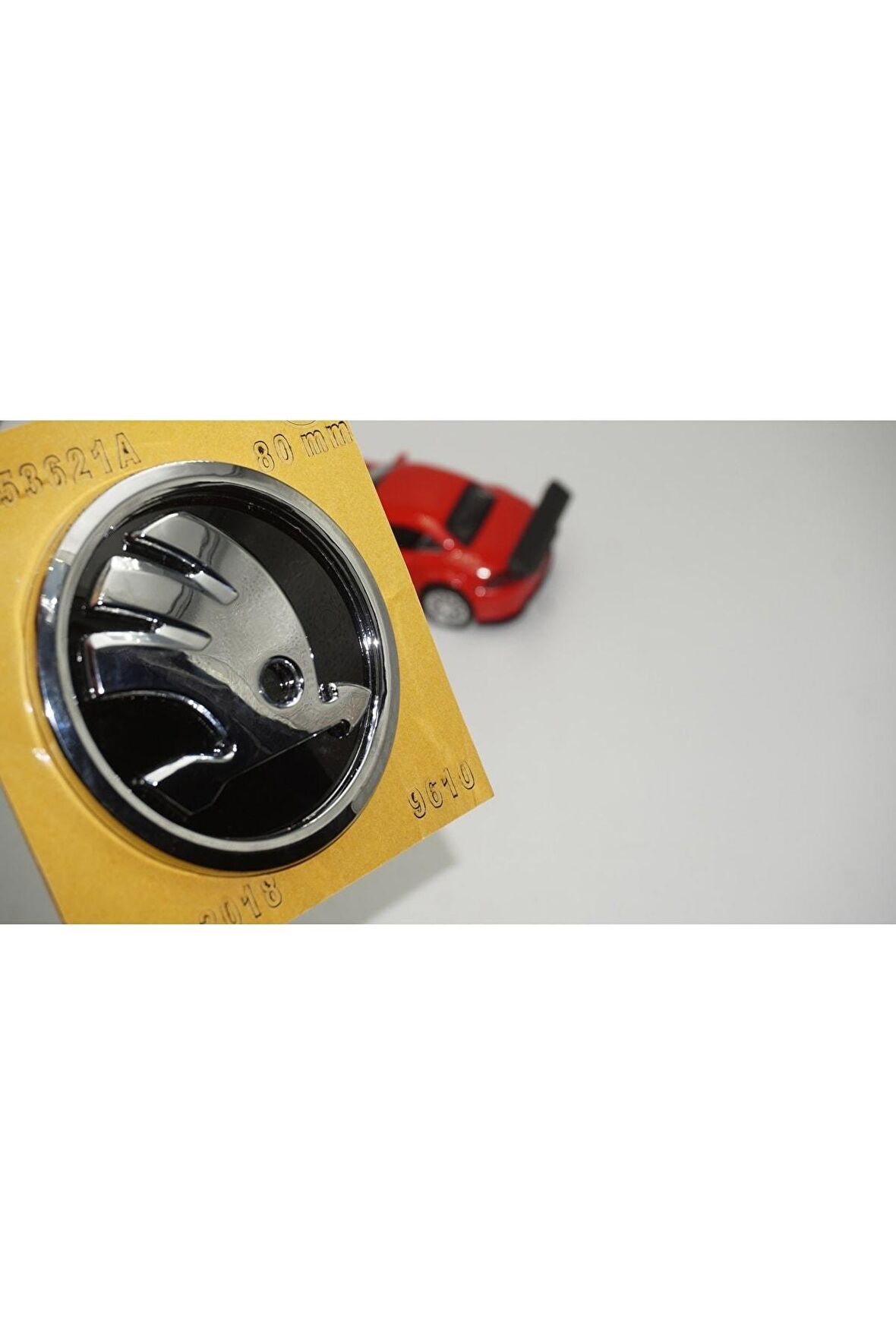 Skoda Bagaj 8cm Yeni Nesil Orjinal Logo Amblem