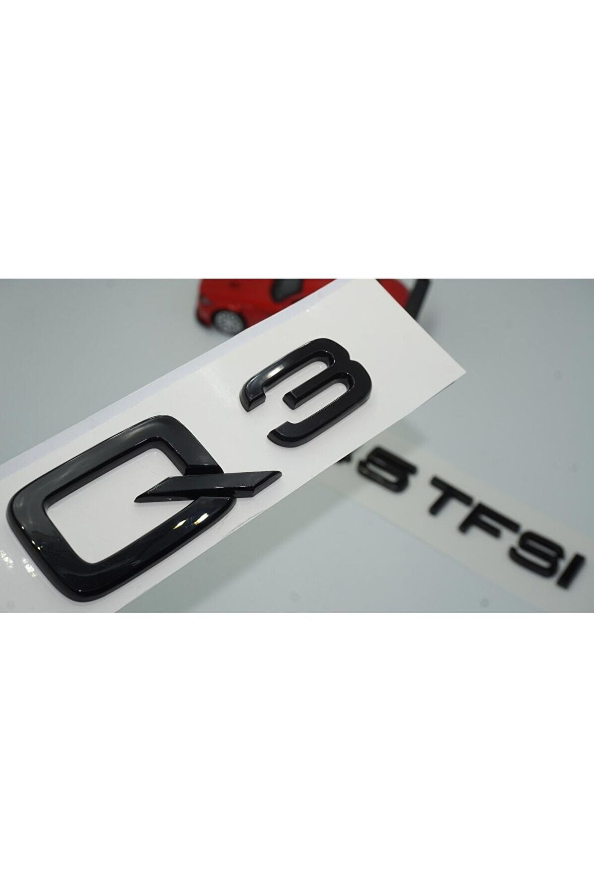 Audi Q3 45 Tfsi Parlak Siyah Abs 3m 3d Bagaj Yazı Logo Orjinal Ürün