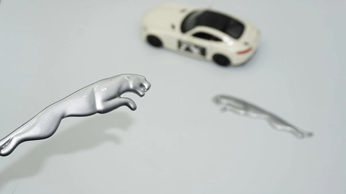 DK Tuning Çamurluk Yanı Gri Logo Amblem Arma Seti Jaguar ile Uyumlu