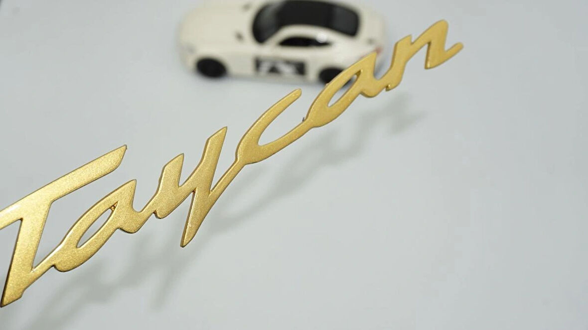 DK Tuning Taycan Bagaj Gold Yazı Logo Arma Porsche ile Uyumlu