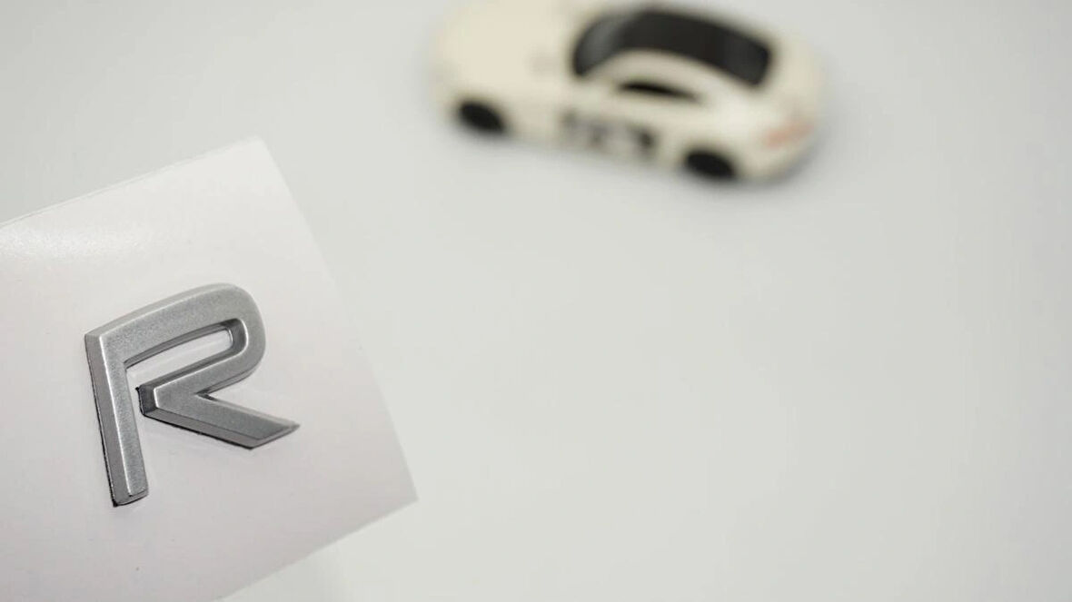 DK Tuning R Rozet Gri 2.2cm Bagaj Yazı Logo Arma Volvo ile Uyumlu