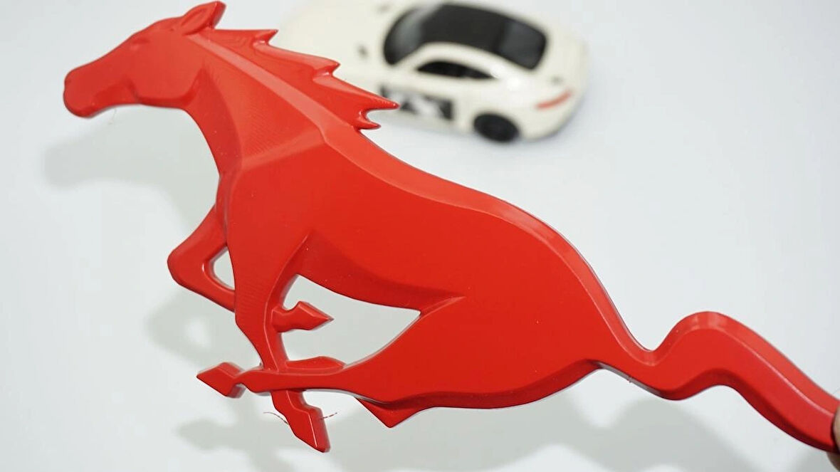 DK Tuning Ford Mustang Shelby GT Koşan At Bagaj Kırmızı Logo Arma