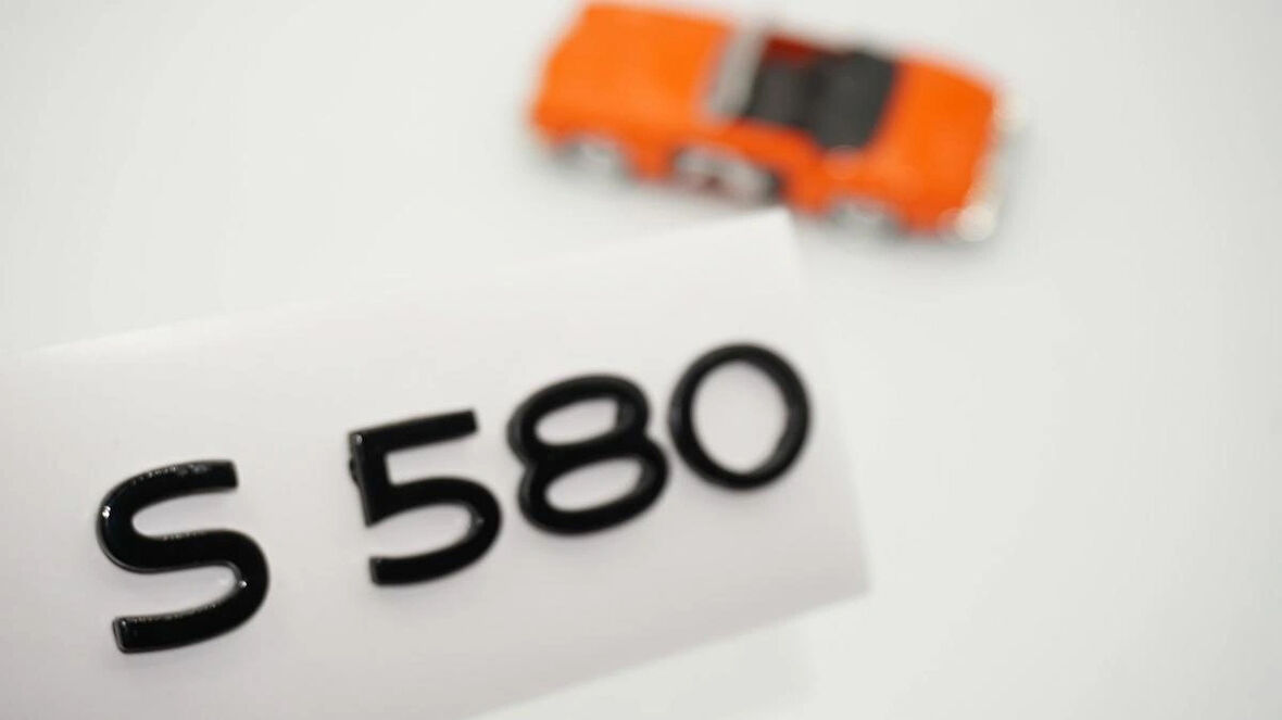 DK Tuning S580 Maybach Bagaj Siyah ABS Yazı Logo Arma