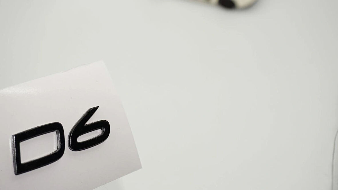 DK Tuning D6 Küçük Boy Siyah Bagaj Yazı Logo Volvo ile Uyumlu