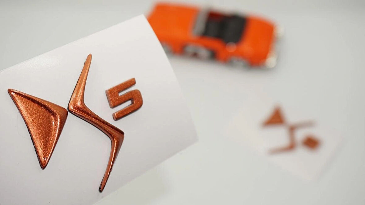 DK Tuning DS5 Çamurluk Bronz Logo Arma Yazı Seti Citroen İle Uyumlu