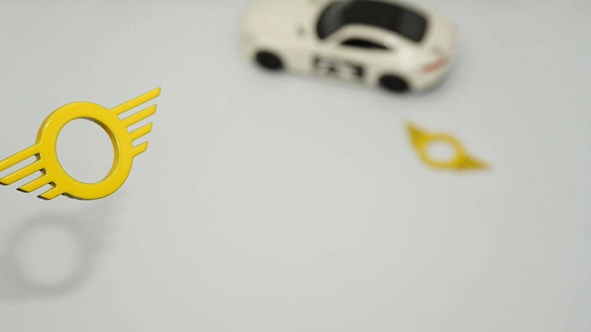 DK Tuning Mini Cooper Kapı Pimi Çerçeveleri Sarı ABS Logo Arma Seti