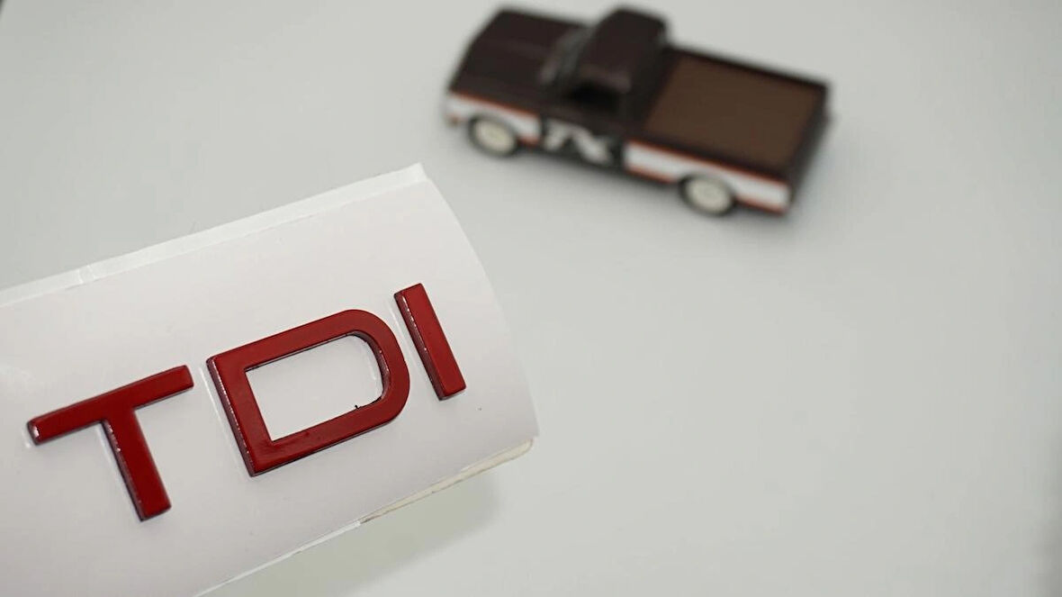 DK Tuning Audi TDi Yeni Nesil Bagaj Kırmızı ABS Yazı Logo Amblem