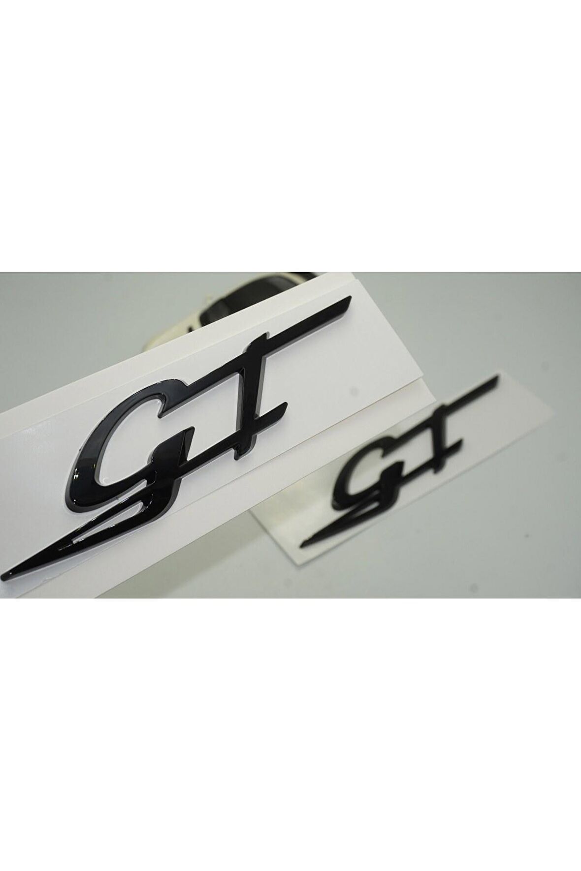 GT Ghibli Levante Grecale Yan Çamurluk Siyah Logo Amblem