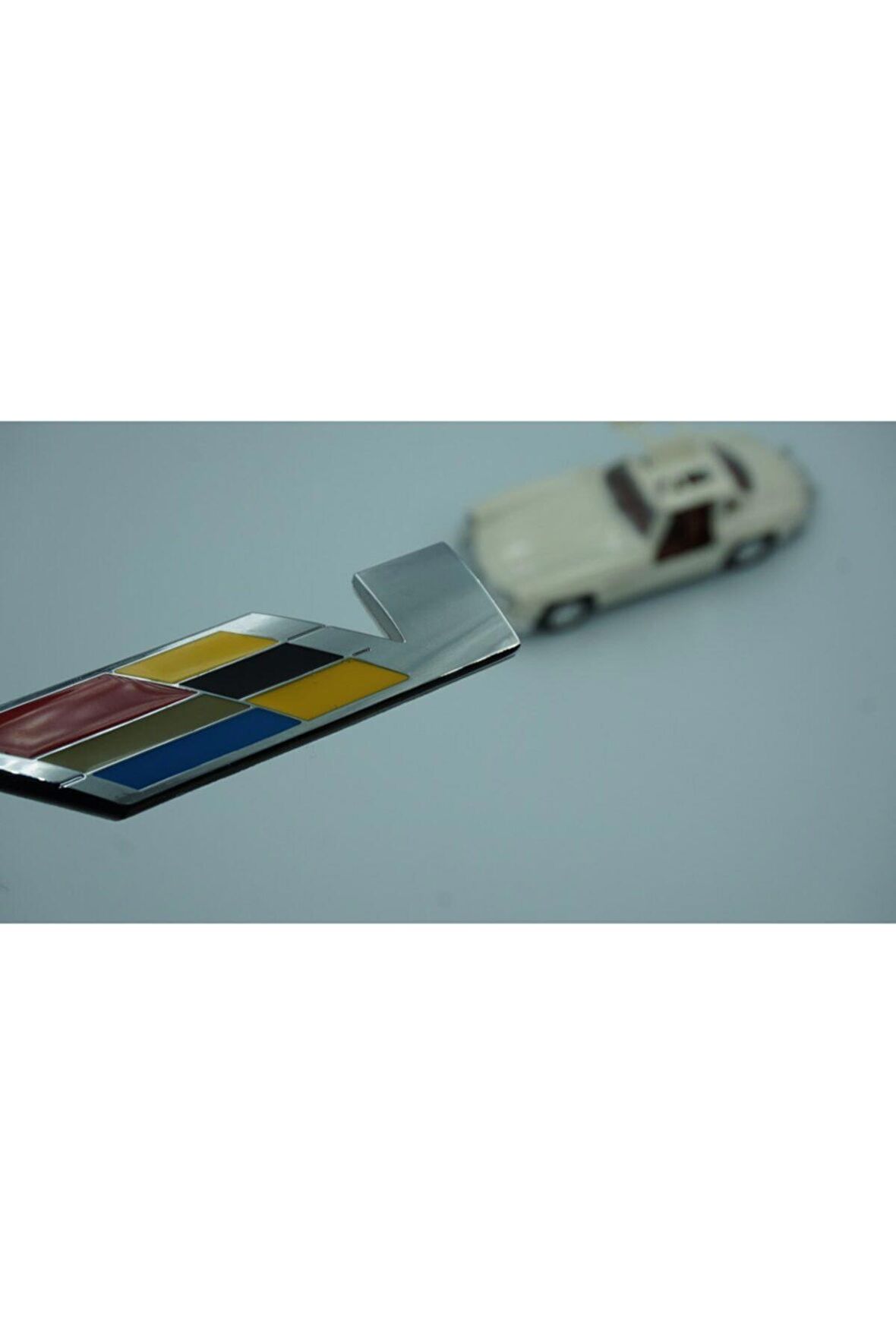 Chevrolet Sts V Supercharged Series Bagaj Krom Metal 3m Logo