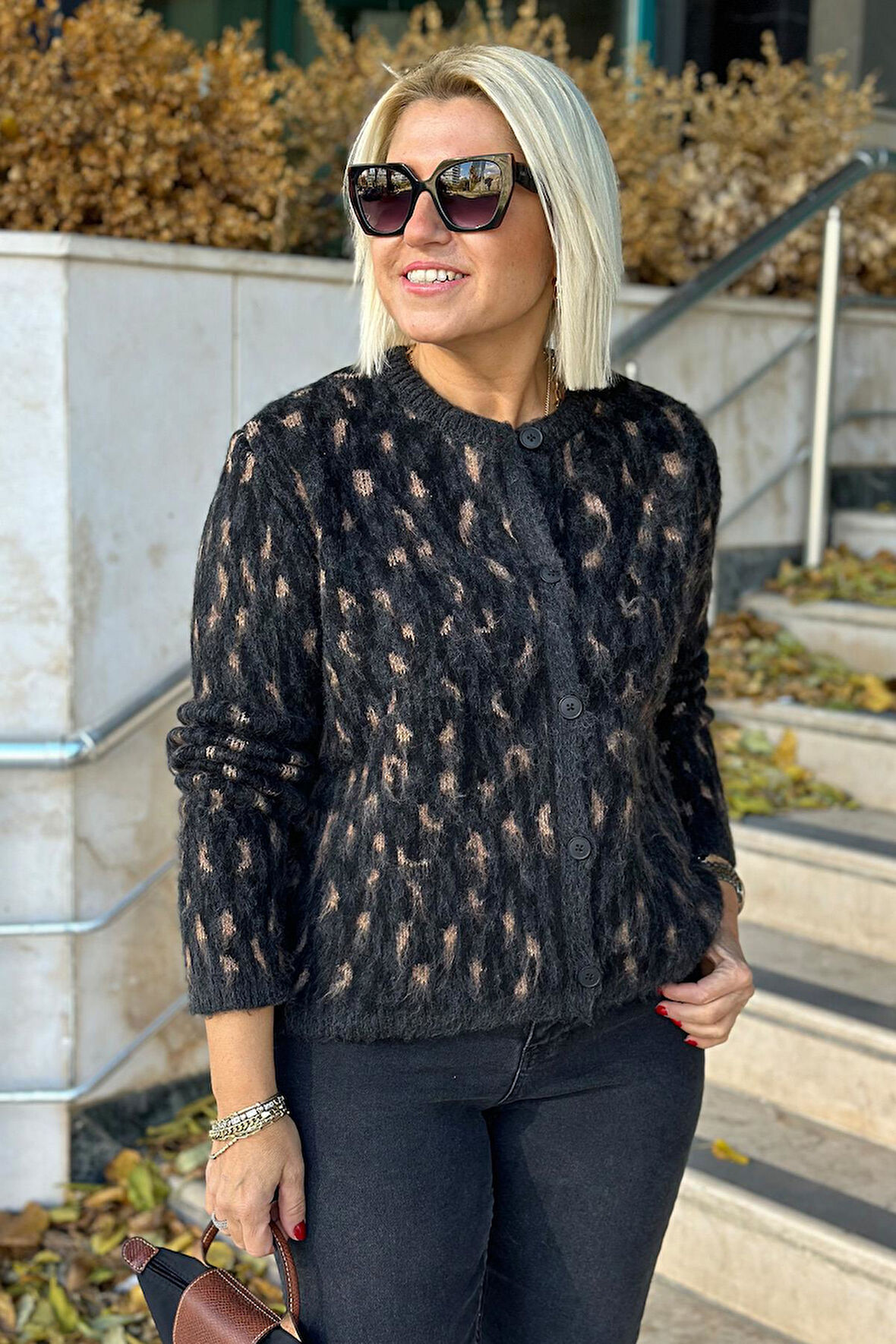 Siyah Kahve Leopar Desen Yumoş Hırka