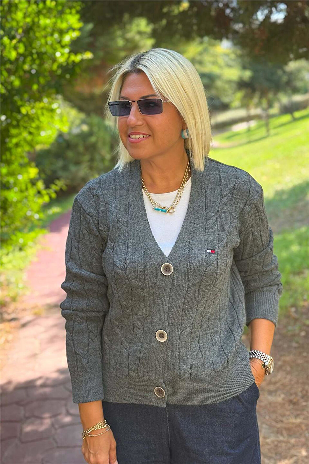 Arma nakışlı Saçörgü Düğmeli Hırka