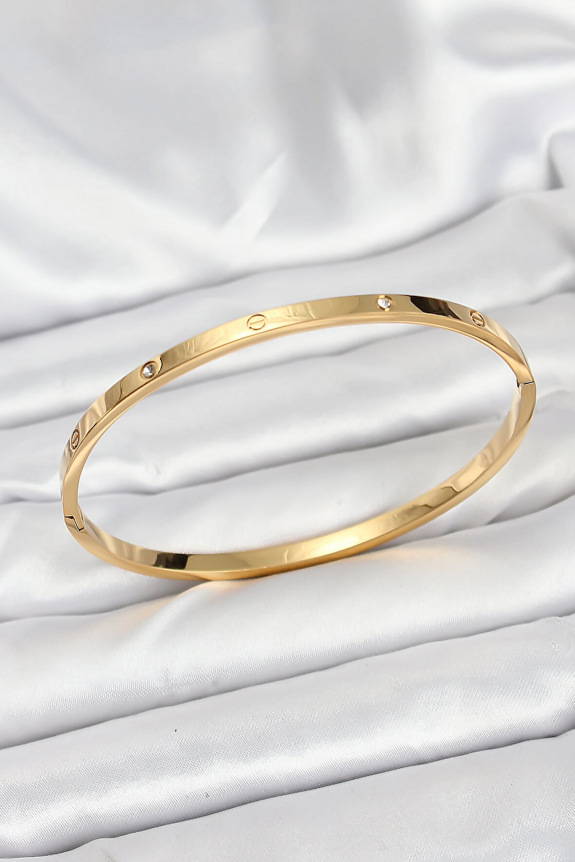 316L Çelik Gold Renk Zirkon Taşlı 65 mm İnce Kadın Kelepçe Bileklik - TJ-BB7914