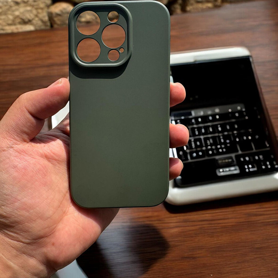 Iphone 16 Pro Uyumlu Kılıf Lansman Silikon Ve Esnek