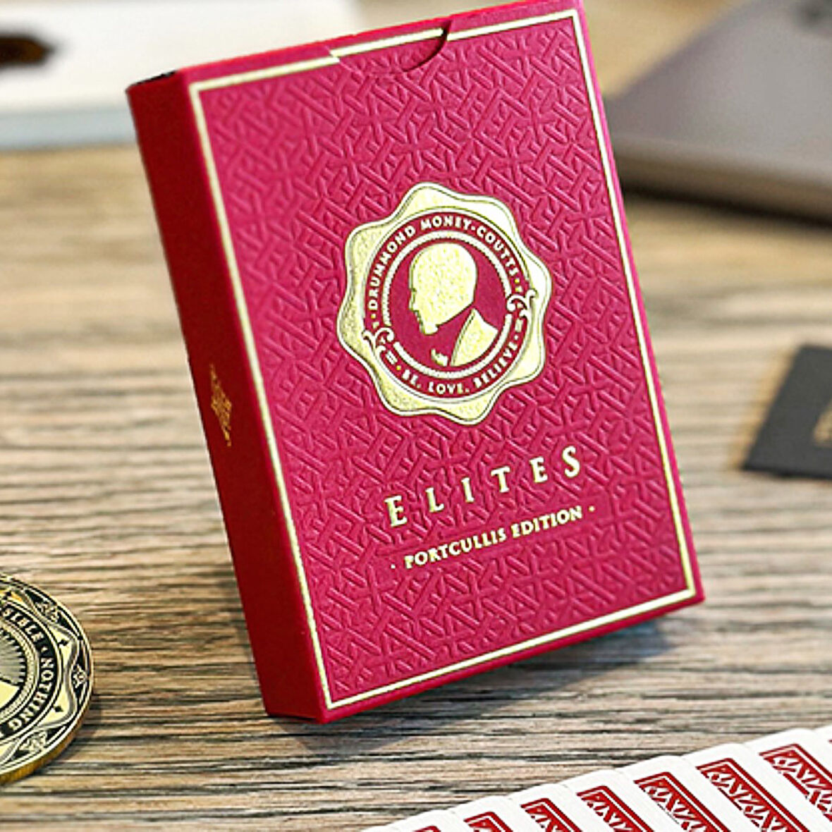 DMC Elites V6 (Red) Portcullis Premium Oyun Kağıdı iskambil Kartları Destesi