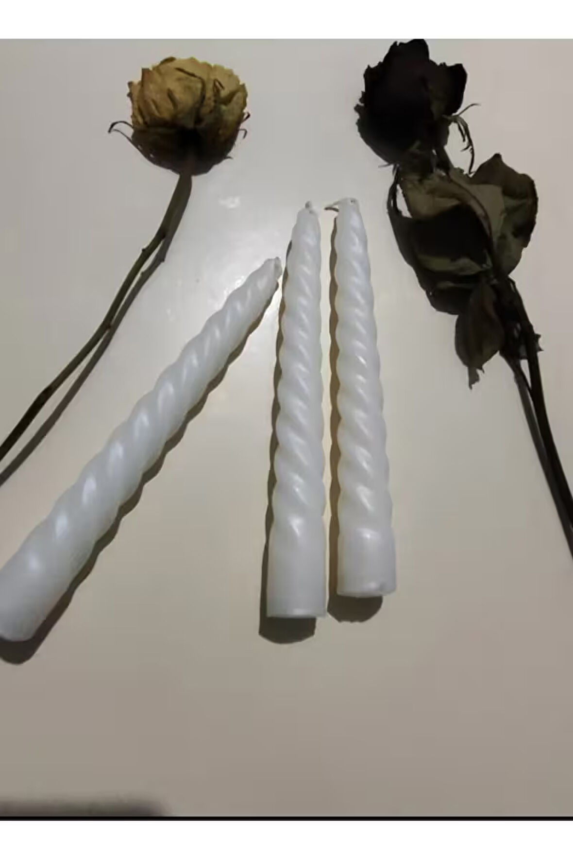 3'Lü Parlak Beyaz - İtalyan Burgulu - Şamdan Mum- Kıvrımlı Mum-