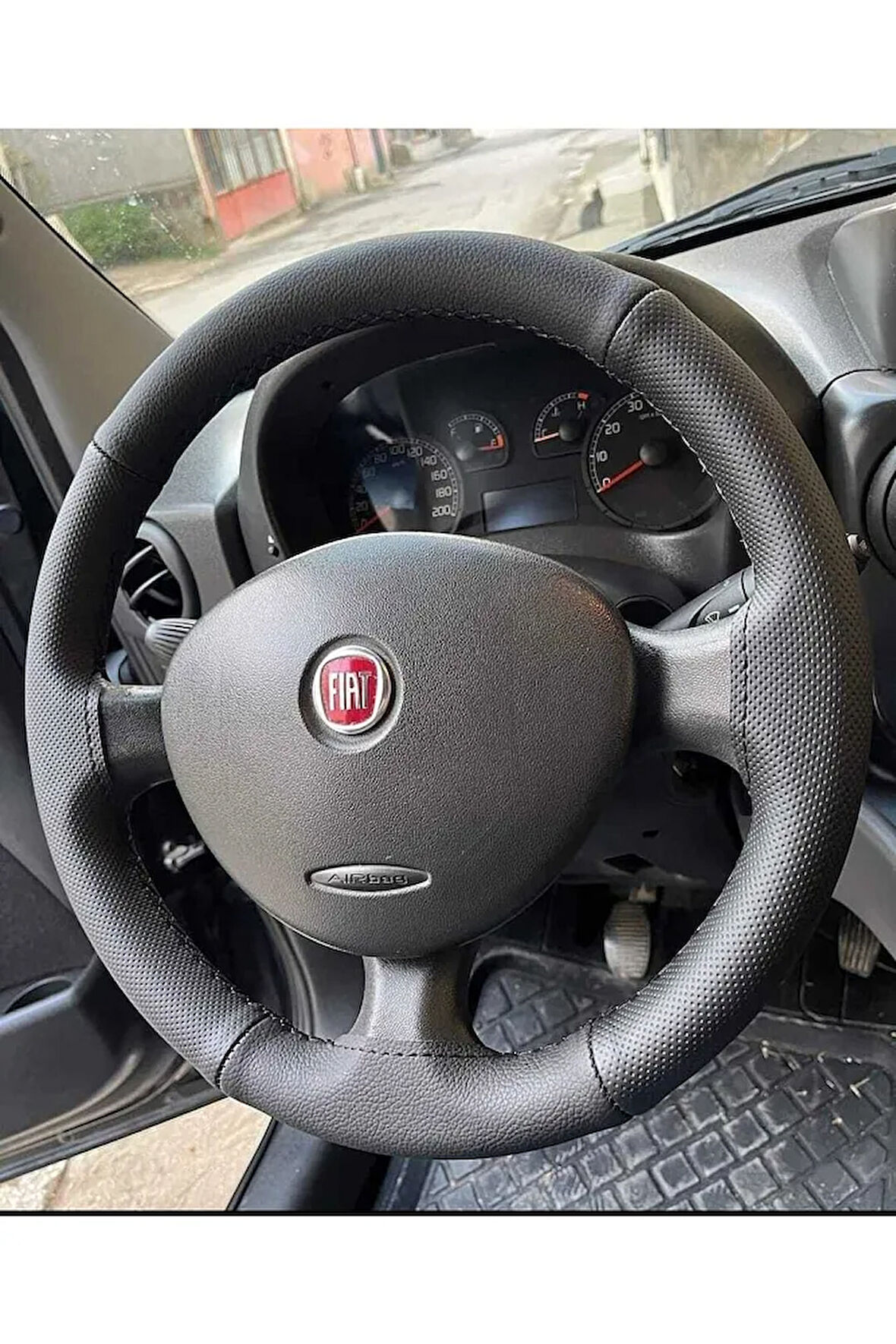 Fiat Doblo Dikmeli Direksiyon Kılıfı (üniversal)