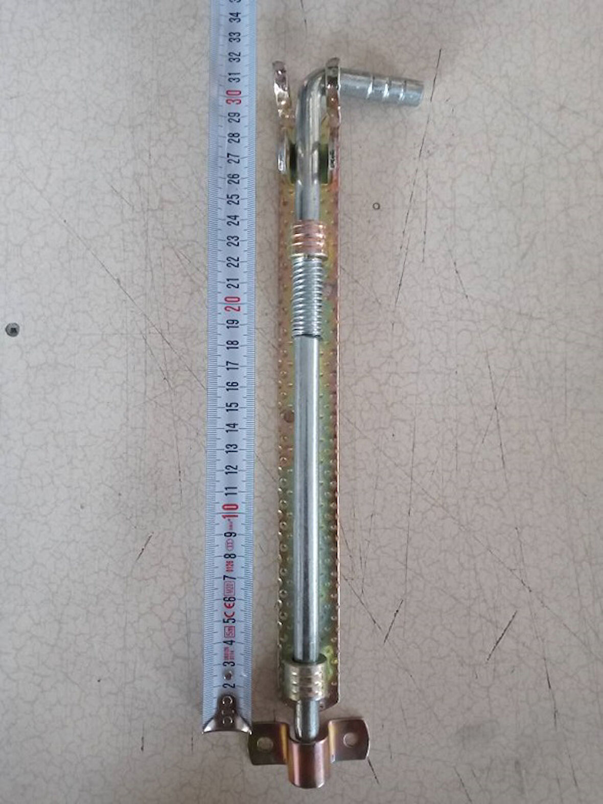 30 cm Yaylı Sürgü (Asma Kilit Takmalı) ve 6 Adet Vida